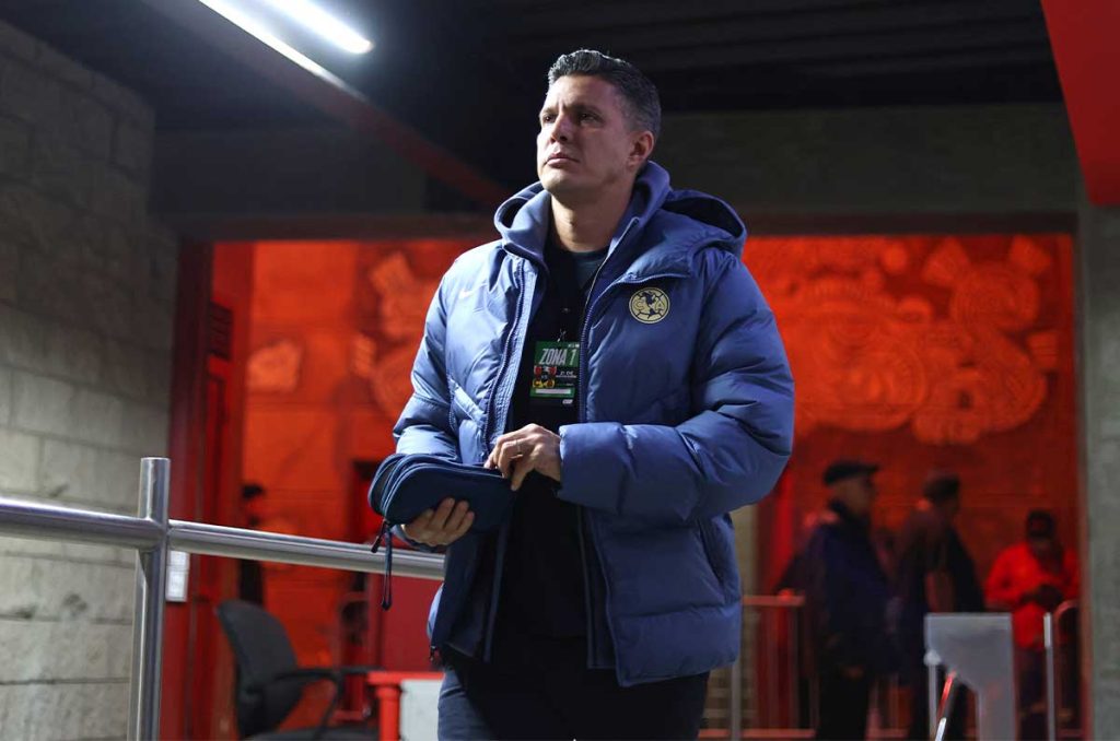 Diego Ramírez estaría en la cuerda floja como director deportivo de América