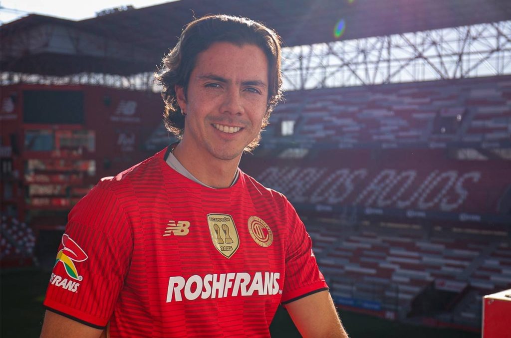 Sebastián Córdova ya es jugador de Toluca