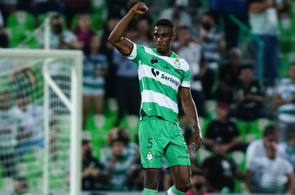 Félix Torres, otro salvavidas económico para Santos Laguna