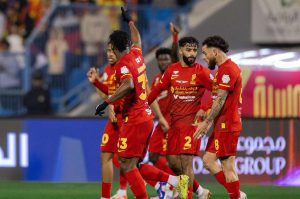 JULIÁN QUIÑONES LE PISA LOS TALONES A CRISTIANO RONALDO