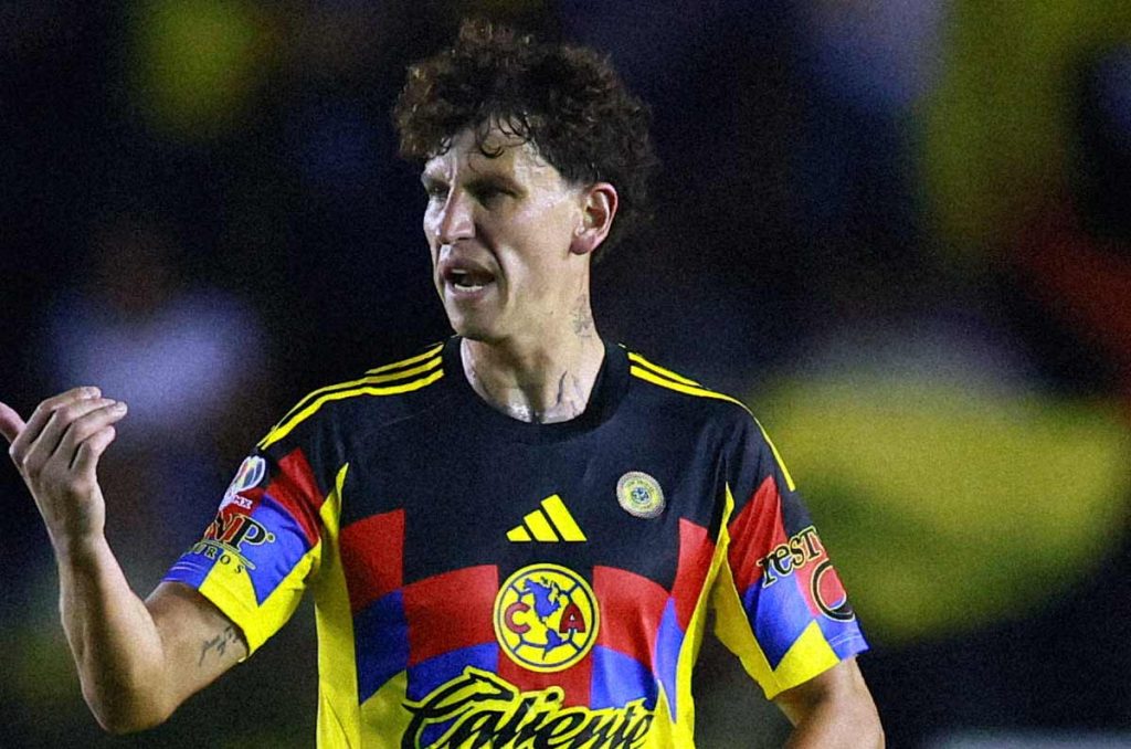Igor Lichnovsky será uno de los sacrificados por América
