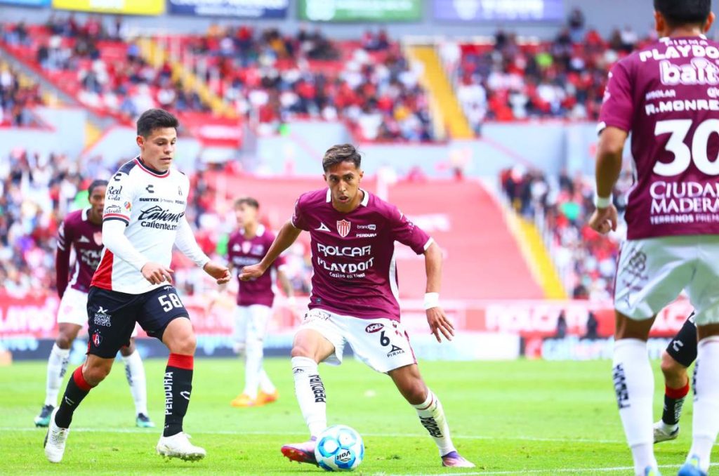 NECAXA CONFIRMÓ UNA NUEVA BAJA 1