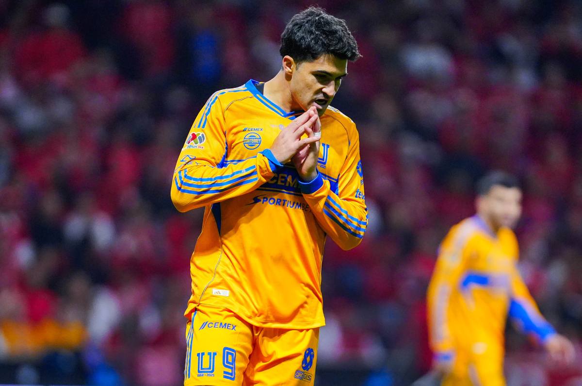 Tigres desiste de fichar un delantero