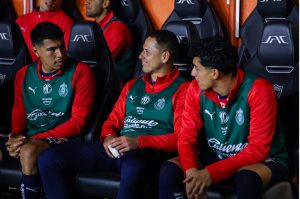 Alan Pulido y Erick Gutiérrez se quedan en Chivas