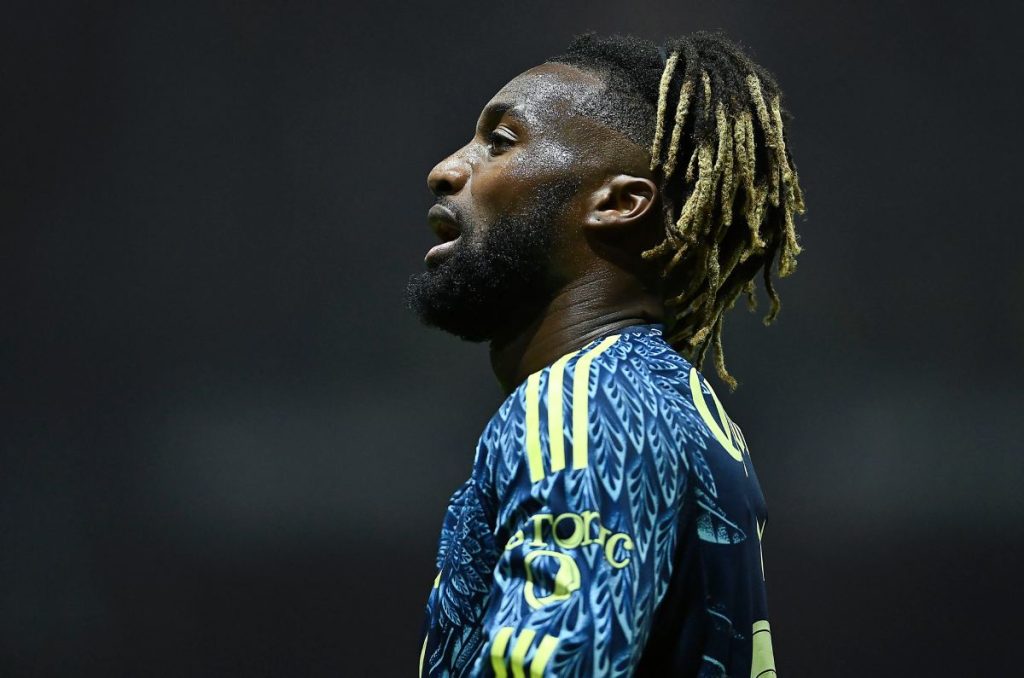 De forma polémica, Allan Saint-Maximin ha salido de sus distintos equipos