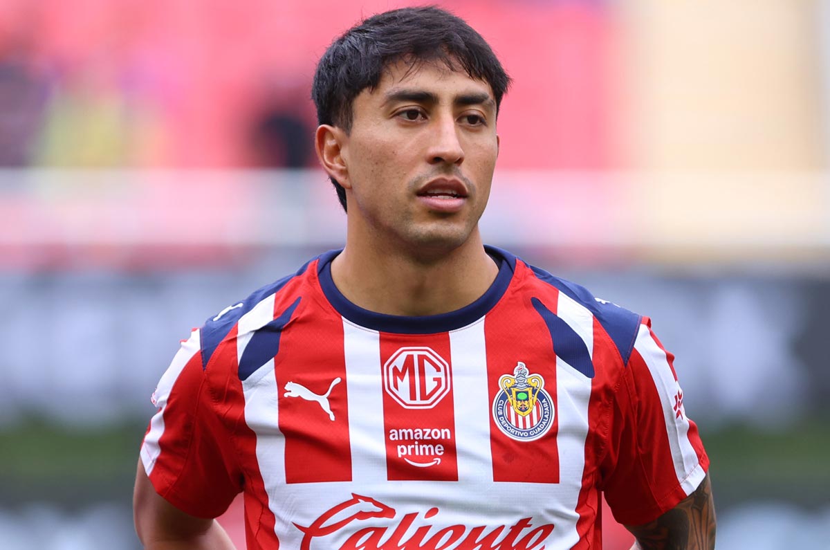 chivas-y-milito-blindan-a-omar-govea-