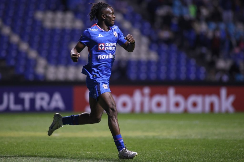 Christian Eberé va por el título con Cruz Azul y ya dejó clara su postura 1
