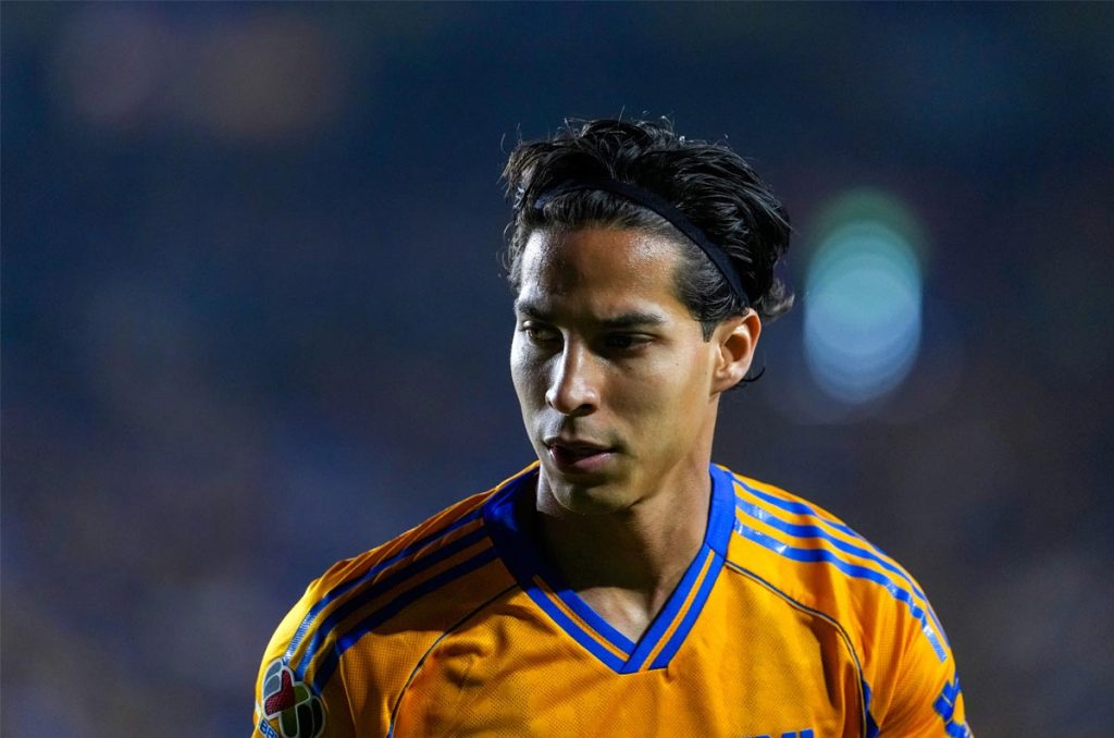 Diego Lainez le dice adiós a un regreso a Europa