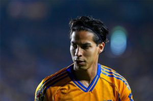 Diego Lainez le dice adiós a un regreso a Europa