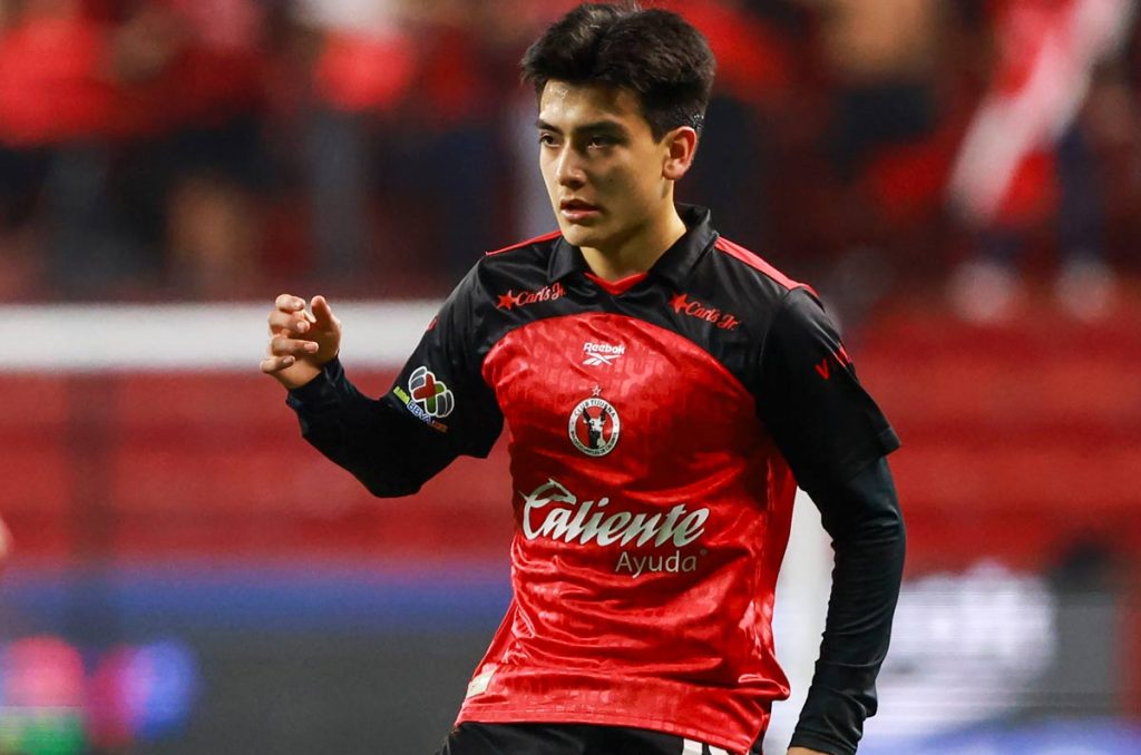 Gliberto Mora sigue sin una fecha para volver a las canchas