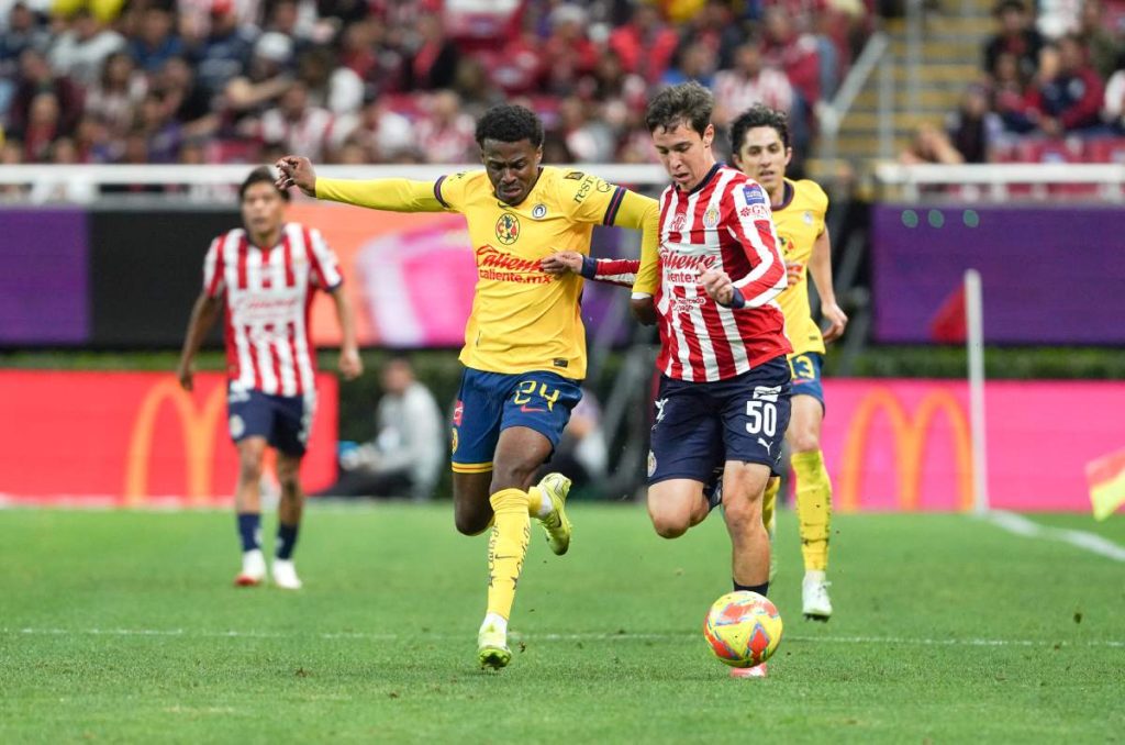 Javairo Dilrosun probará suerte en otro continente