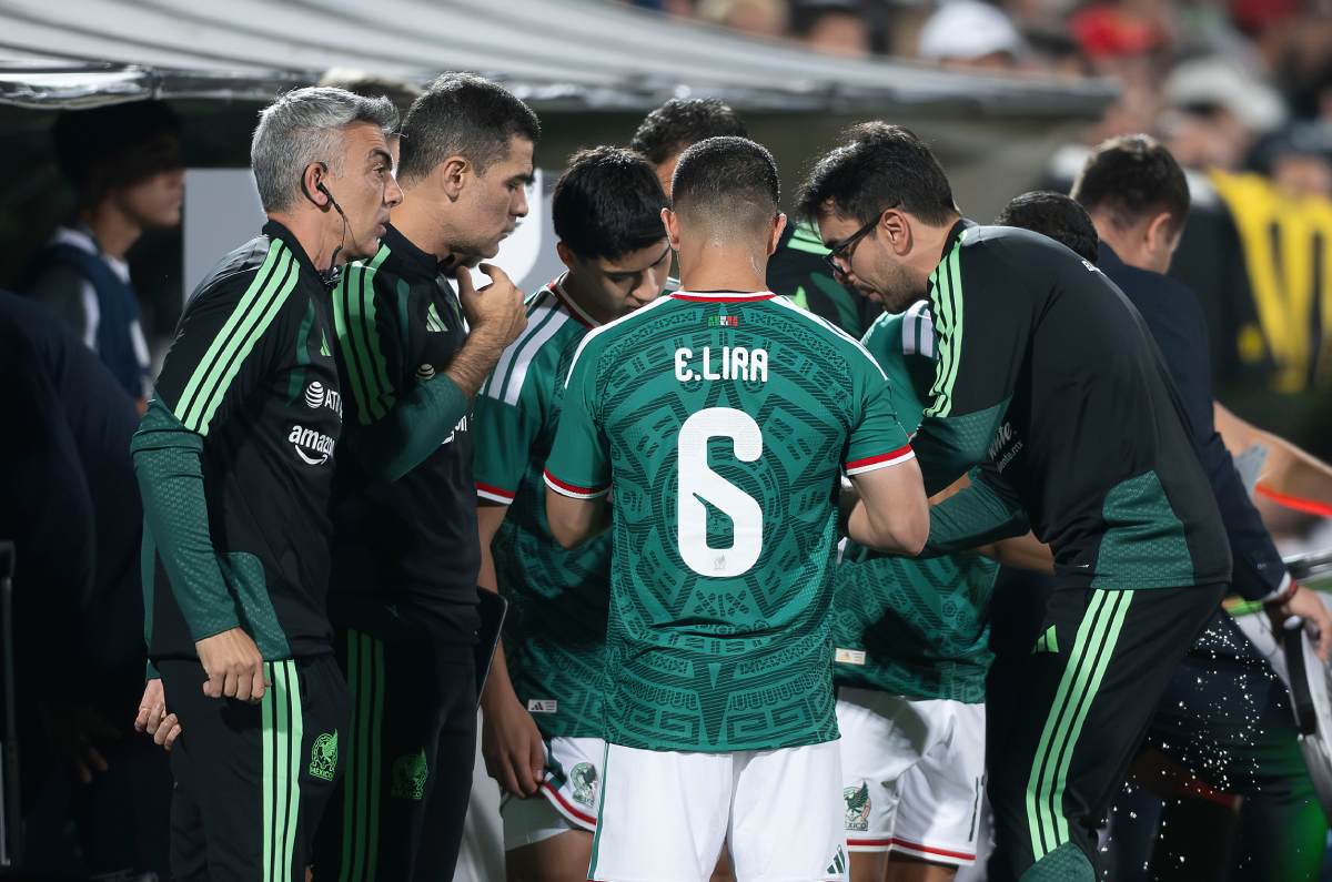 Podría dejar la Selección Mexicana antes del Mundial para llegar a este club español