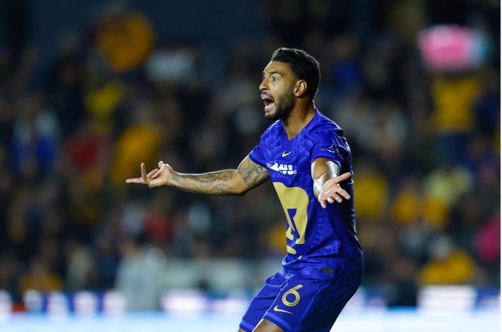 Nathan Silva estaría sentenciado a marcharse de Pumas