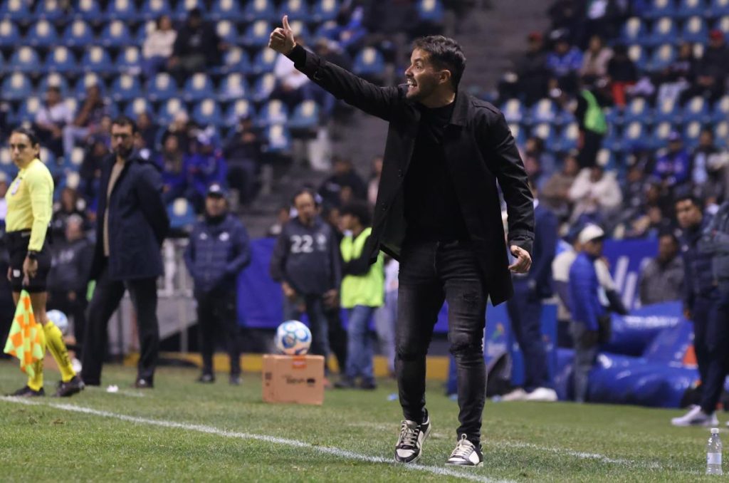 Nicolás Larcamón: “Estamos a la espera de que se cierren 2 futbolistas”