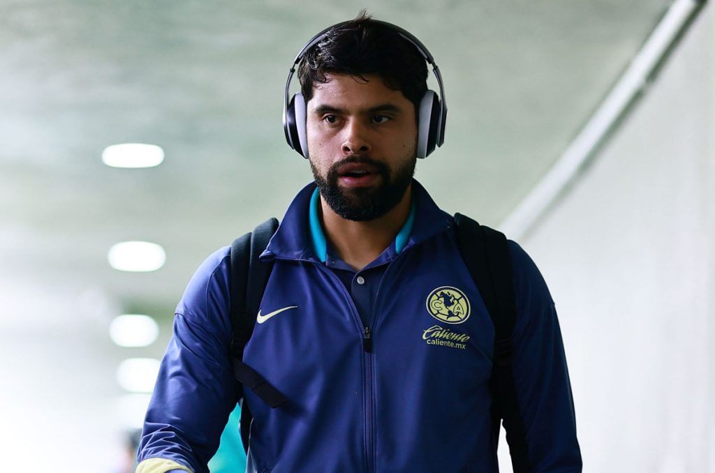 Néstor Araujo está totalmente relegado en las Águilas del América