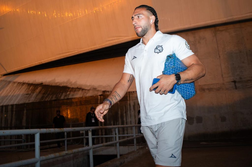 Puebla deja fuera a Lucas Cavallini