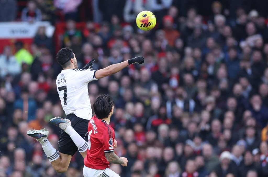 Raúl Jiménez anotó ante Manchester United 0