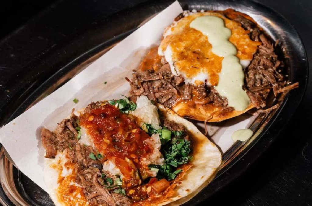 Ponle sabor al futbol con Tacos Caramelo que te lo llevan la oficina o casa 2