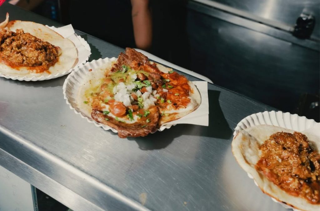 Ponle sabor al futbol con Tacos Caramelo que te lo llevan la oficina o casa 1