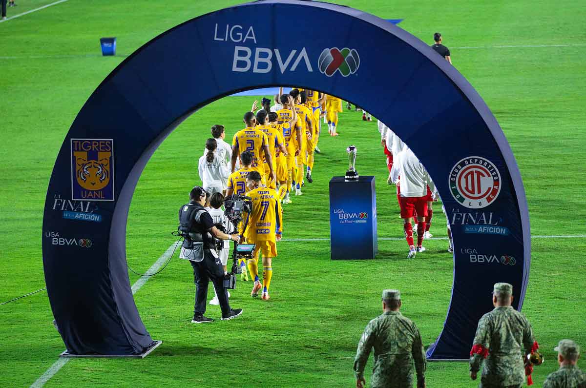 Tigres y Toluca, ¿Inconformes con TV Azteca?