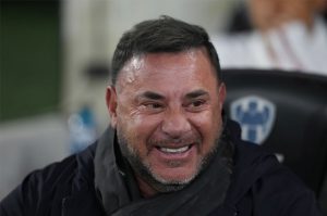 Turco Mohamed ya tiene equipo para dejar al Toluca