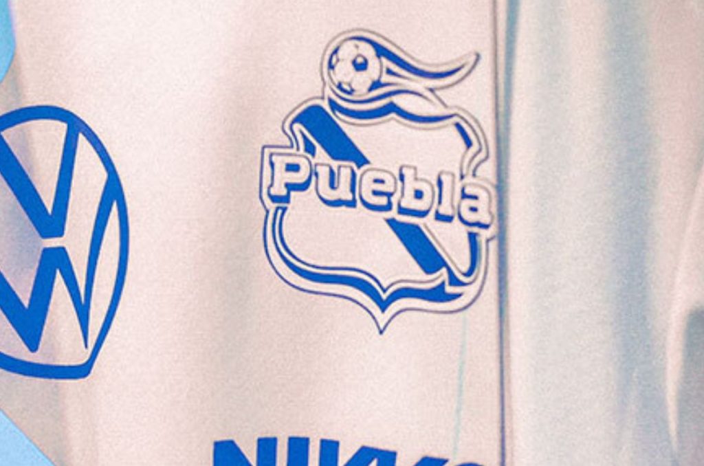 TV Azteca no tiene derecho en la imagen y escudo de Puebla