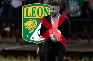 Afición de León rechaza a Javier Gandolfi