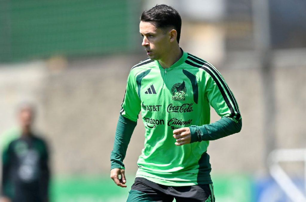 Álvaro Fidalgo y los españoles que han jugado en Selección Mexicana