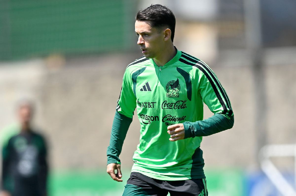 Álvaro Fidalgo y los españoles que han jugado en Selección Mexicana