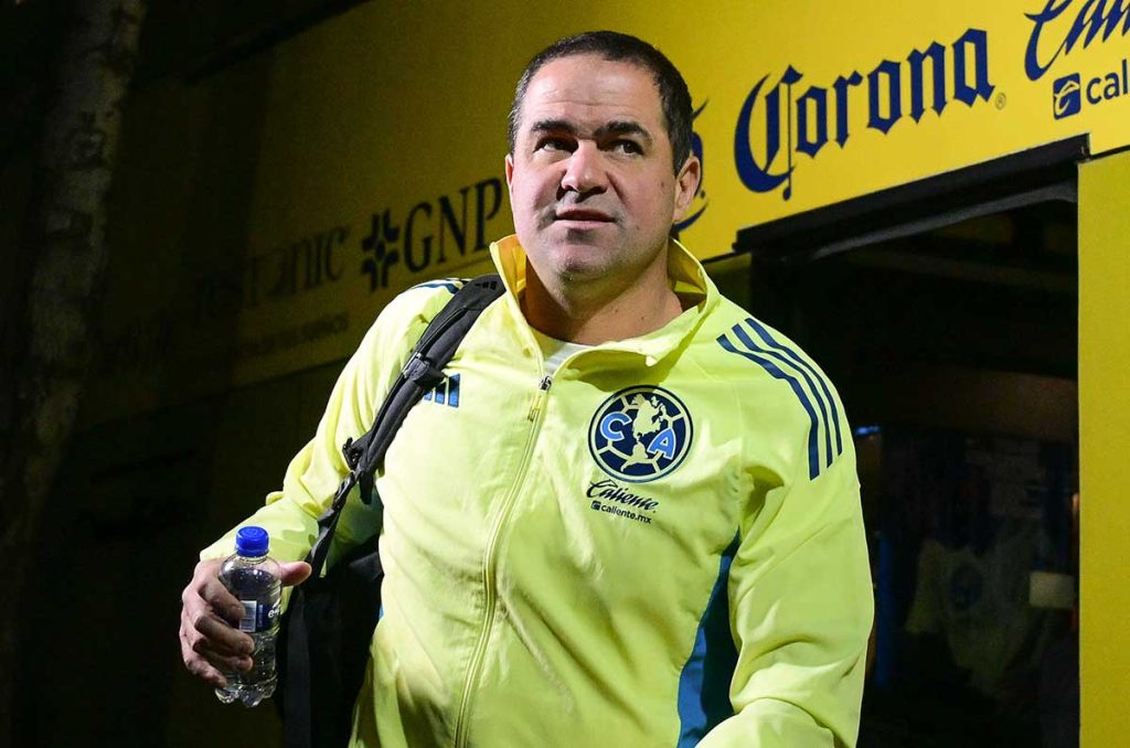 André Jardine ya piensa en un futuro lejos de América