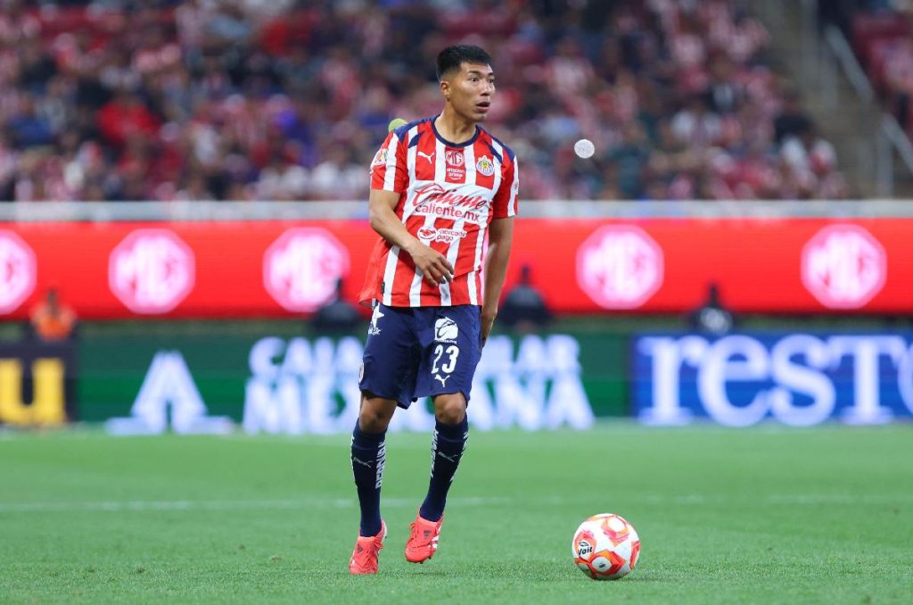 Chicharito recomendó a Chivas fichar a Daniel Aguirre