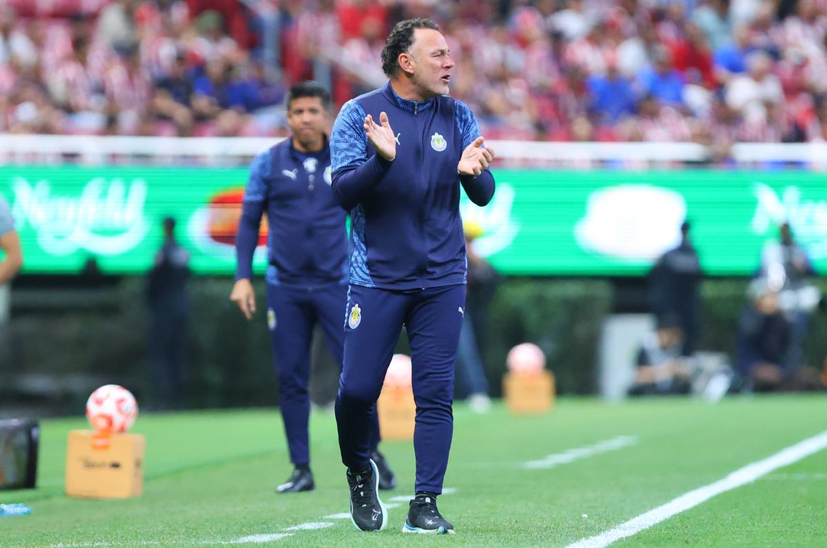 Chivas: De pedir extranjeros y salida de Milito, a líderes con la ‘bendición” de solo mexicanos