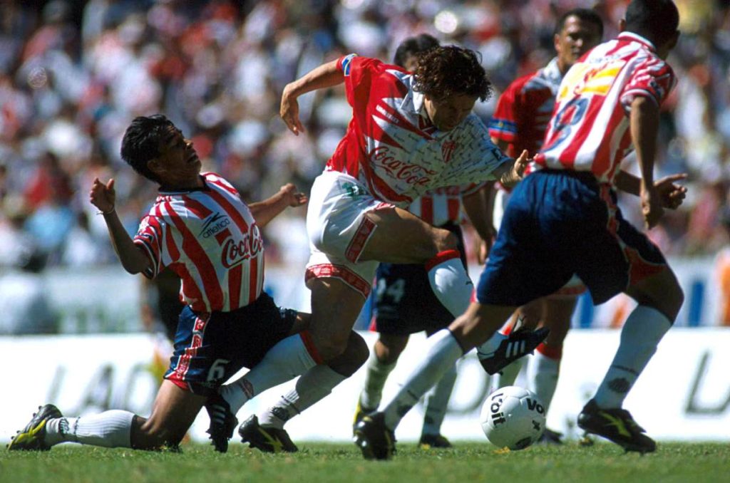 El récord de victorias que podría romper Chivas ante Pumas 0