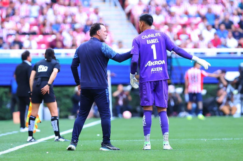 Chivas: De pedir extranjeros y salida de Milito, a líderes con la ‘bendición” de solo mexicanos 1