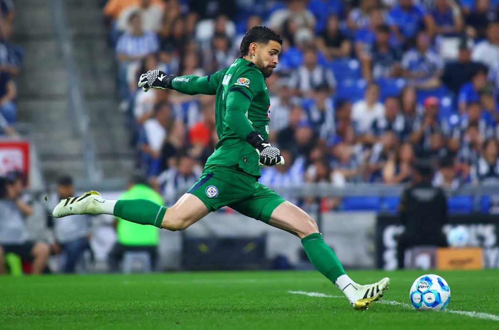 Cruz Azul se lleva la ventaja del Estadio BBVA en los octavos de final de la Concachampions