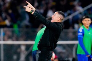 Efraín Juárez, fuerte multa y ruptura en Pumas