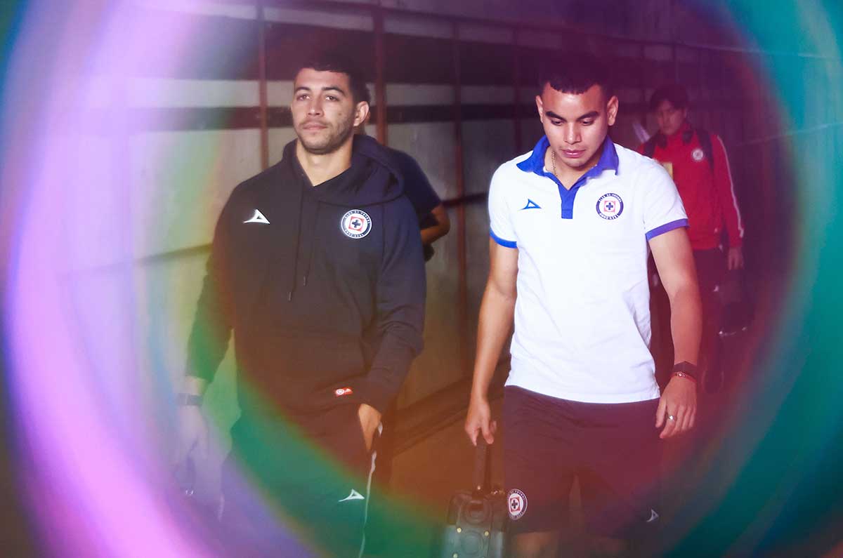 Erik Lira y Charly Rodríguez son dos piezas medulares en Cruz Azul