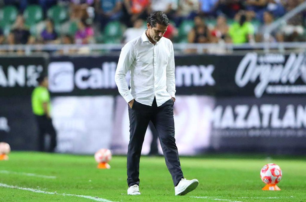 Fernando Gago es nuevo entrenador de la U de Chile