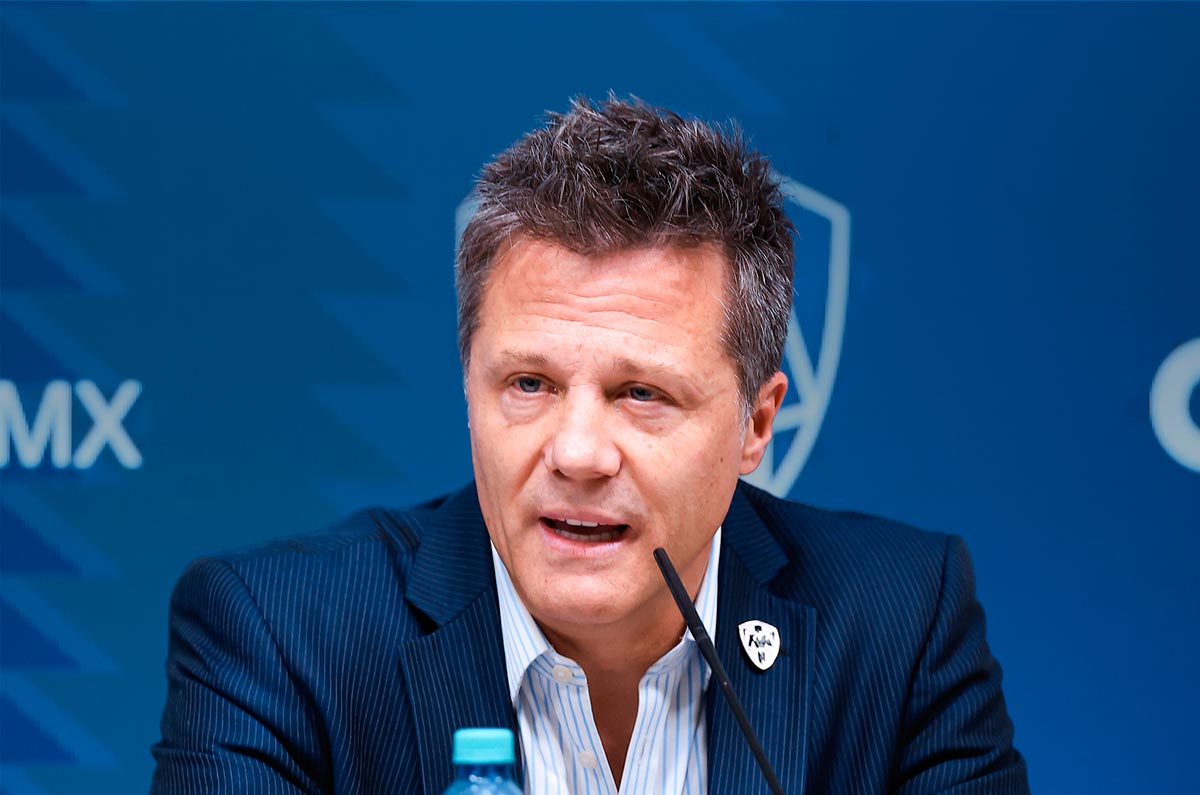 Fracaso total del Tato Noriega para armar a los Rayados