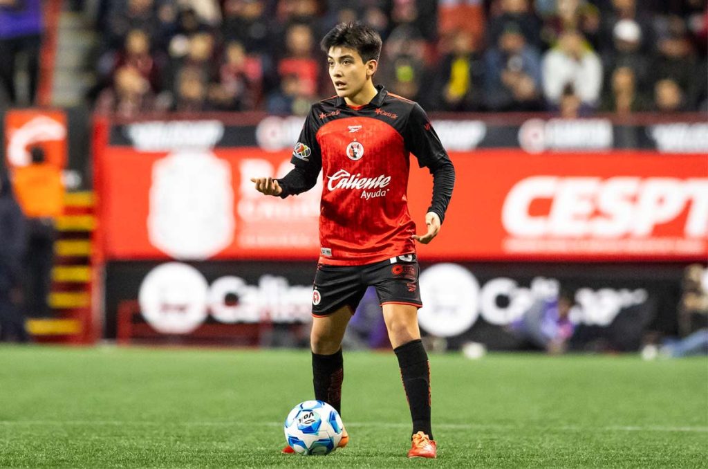 Gilberto Mora podrá jugar con Xolos de Tijuana y posteriormente, con la Selección Mexicana