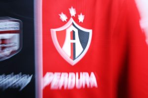 Interesado en el Atlas revisa nóminas para poder comprar