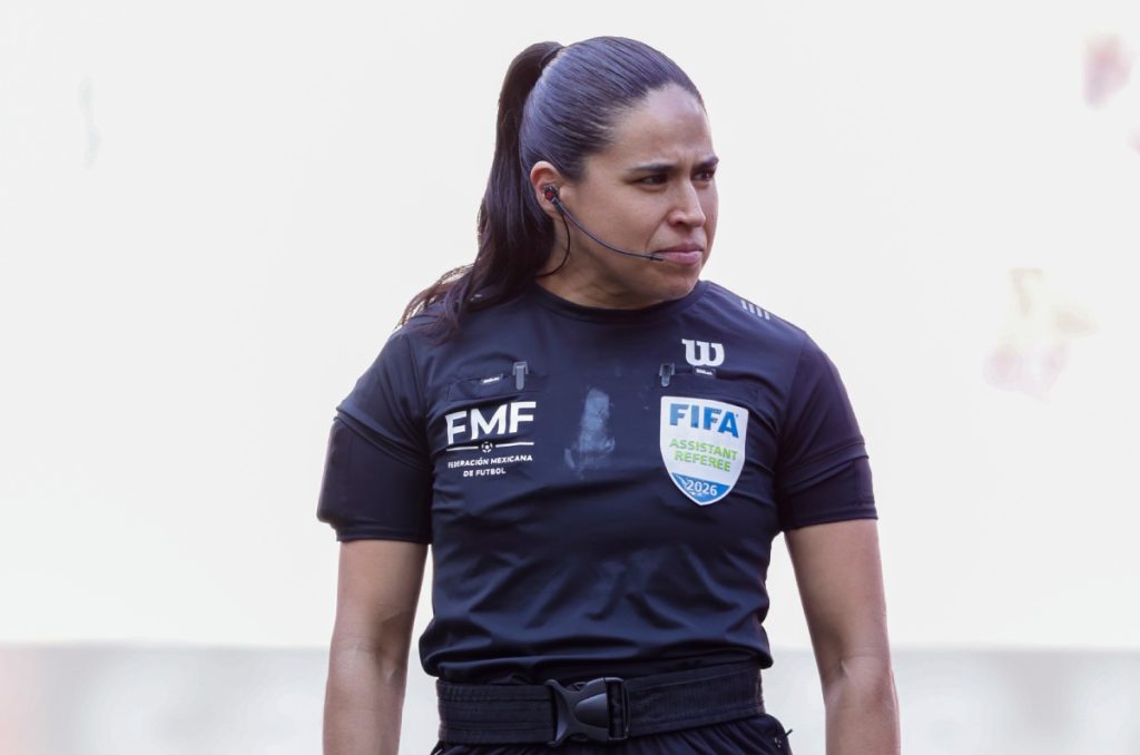 Nicolás Larcamón habría amenazado a la árbitra Karen Díaz 0