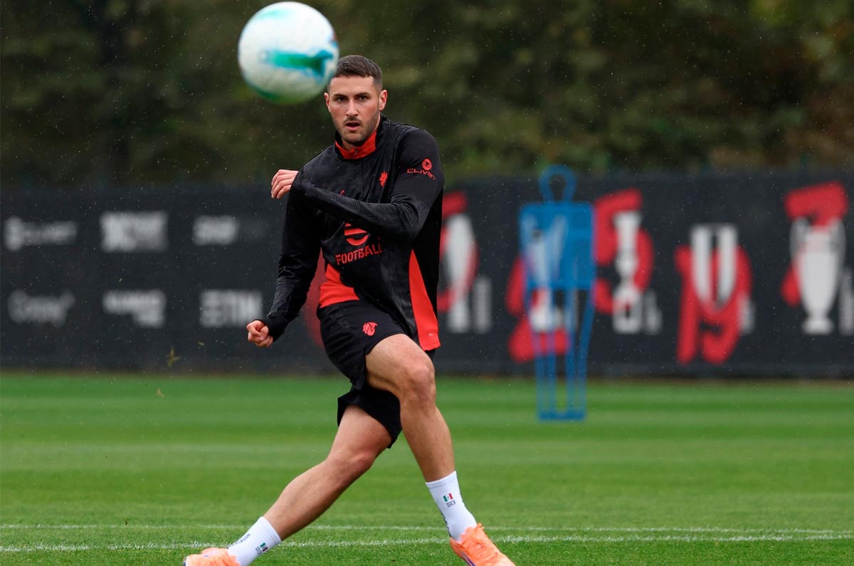 luca-toni-critica-santi-gimenez-milan-delanteros-mediocres-