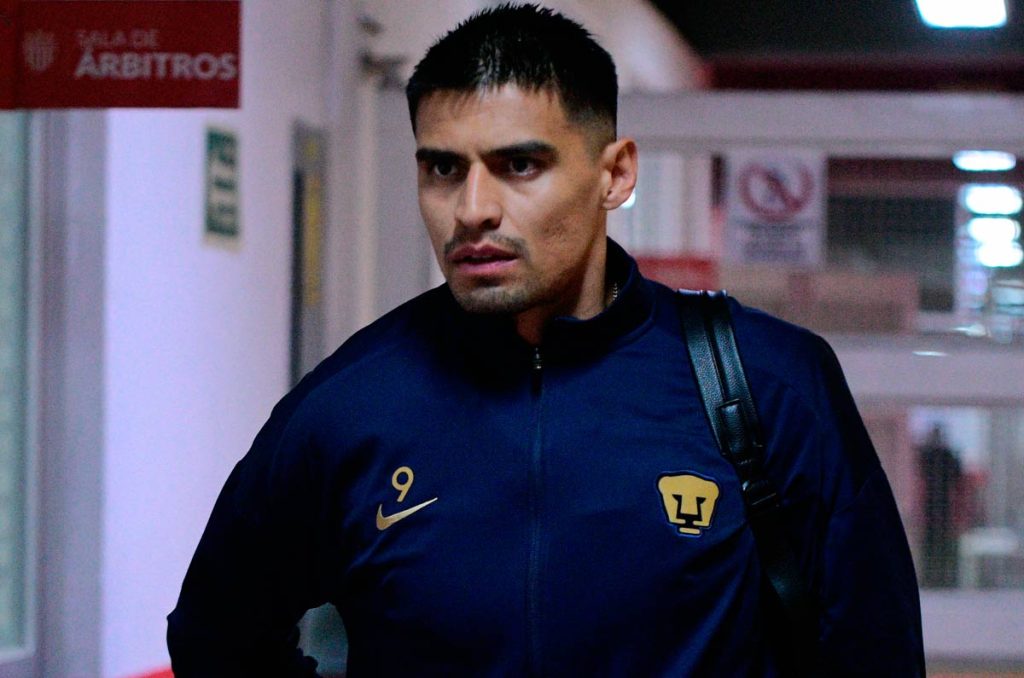 Existe incertidumbre por el futuro de Guillermo Martínez en Pumas