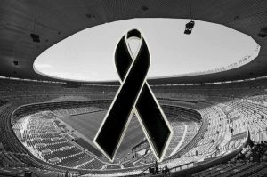 Muere aficionado en la reapertura del Estadio Azteca