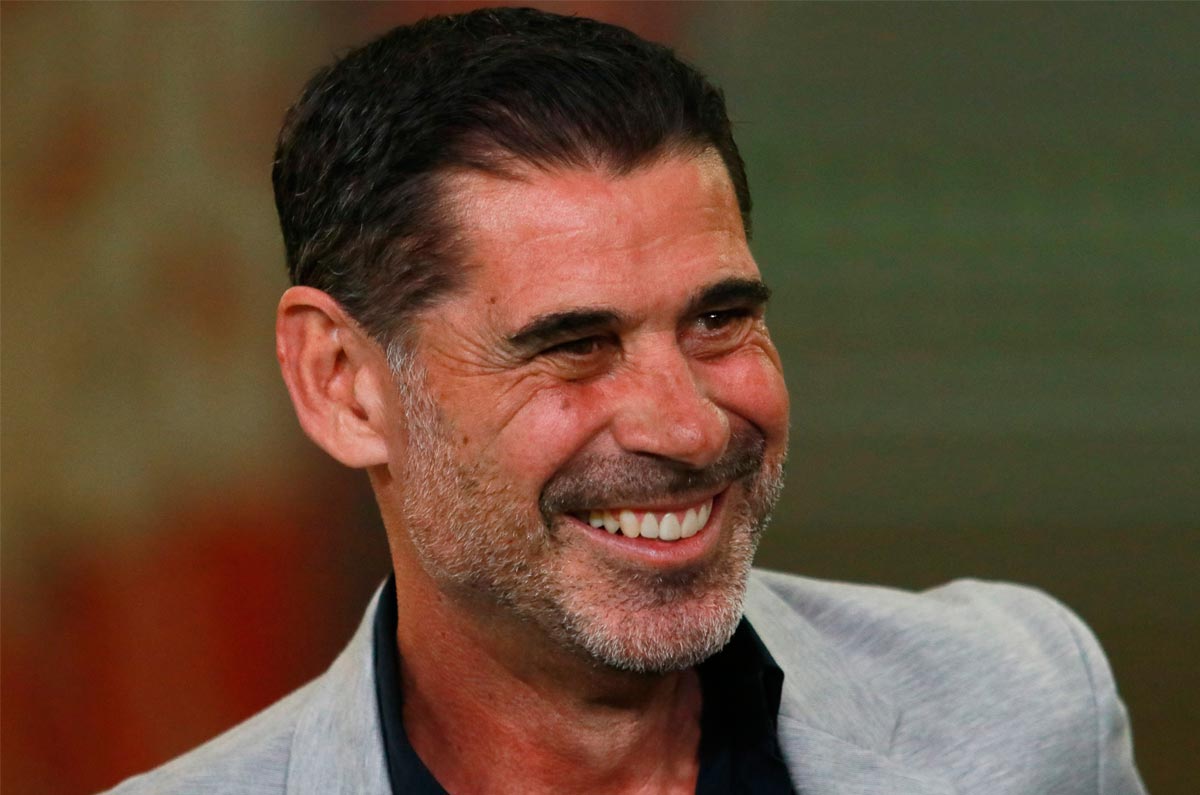 Rayados y el millonario costo de fichar a Fernando Hierro