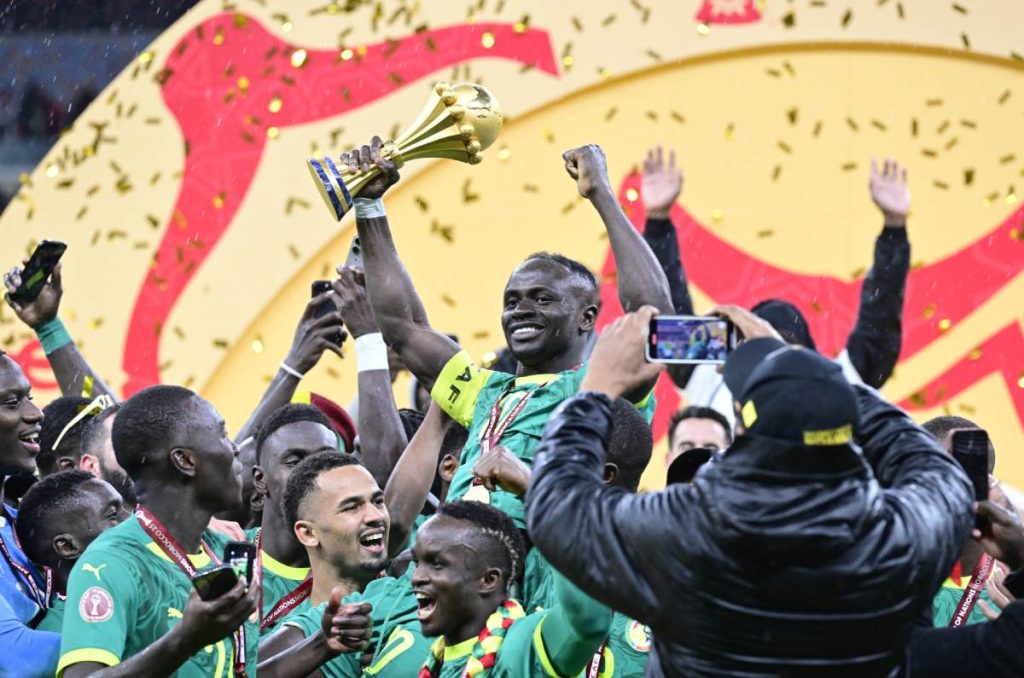 Las veces que el futbol quitó un título sobre la mesa