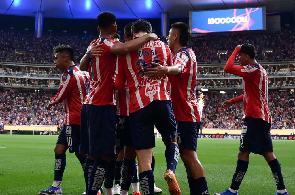"Siempre somos favoritos": Chivas apunta a ganar el Clásico