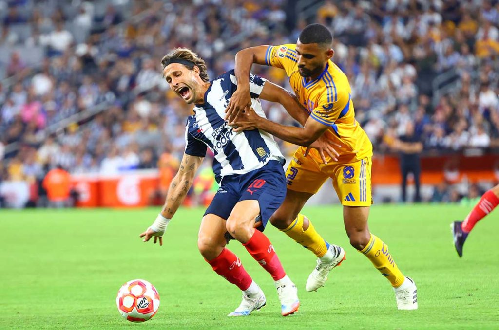 Tigres y Monterrey se enfrentan en el Clásico Regio 142