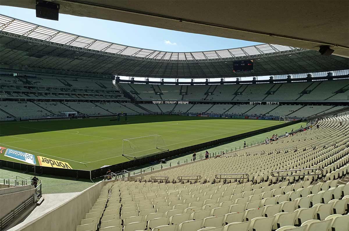Fuera de la cancha, también se define el juego con Cintas Cove